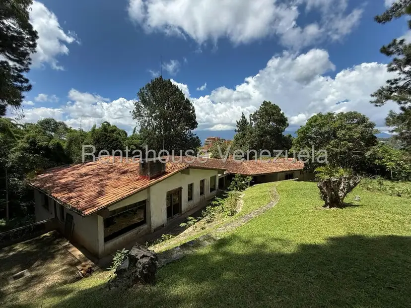 Casa (Multipes Niveles) en Venta en Oripoto, Distrito Metropolitano