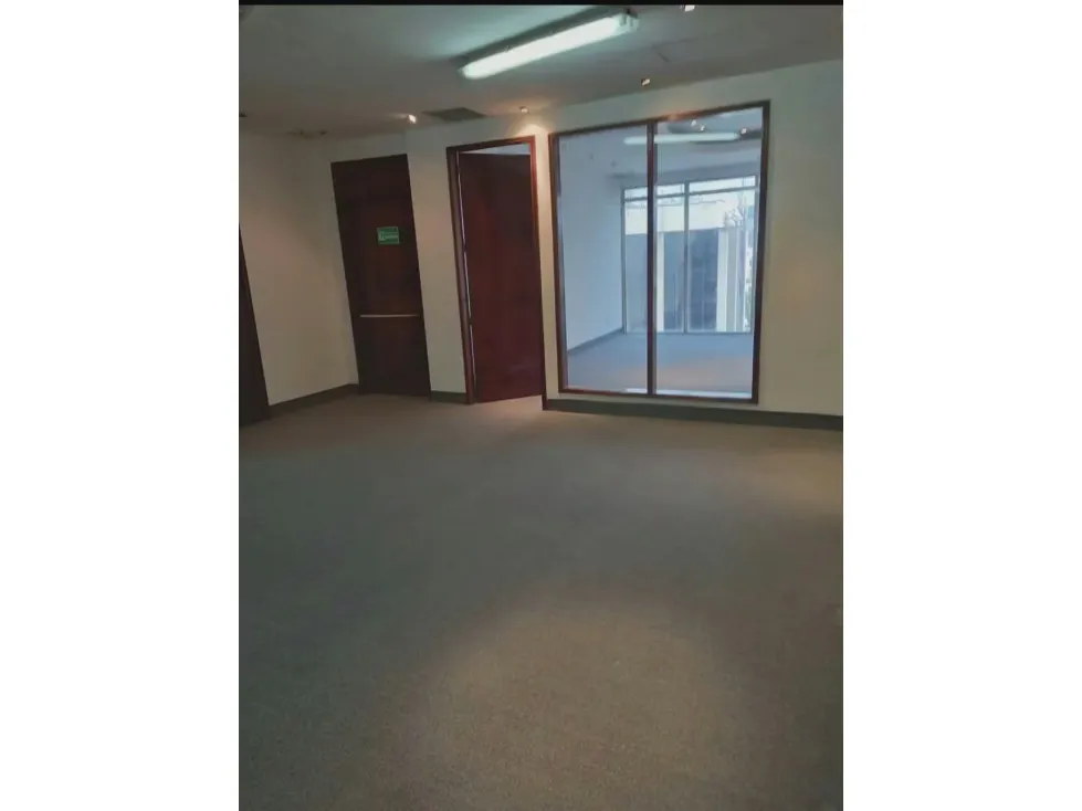 Alquilo oficina 190m2 El Rosal 9531 - 3