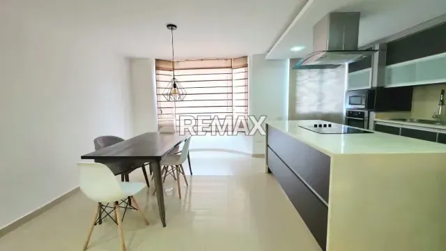 En Alquiler ‼️ Bello Apartamento Amoblado en Maratea Suite - La Castellana - 2