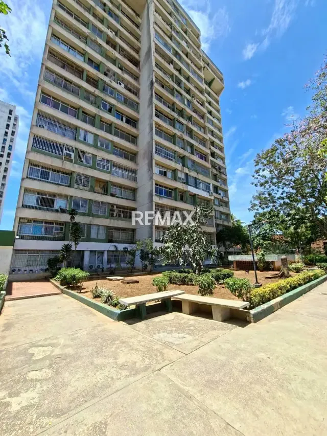 EN VENTA APARTAMENTO EN EL SECTOR GENOVÉS - 12