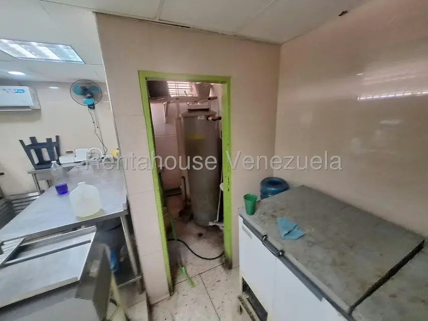 Local Comercial en Venta en Centro, Lara - 3