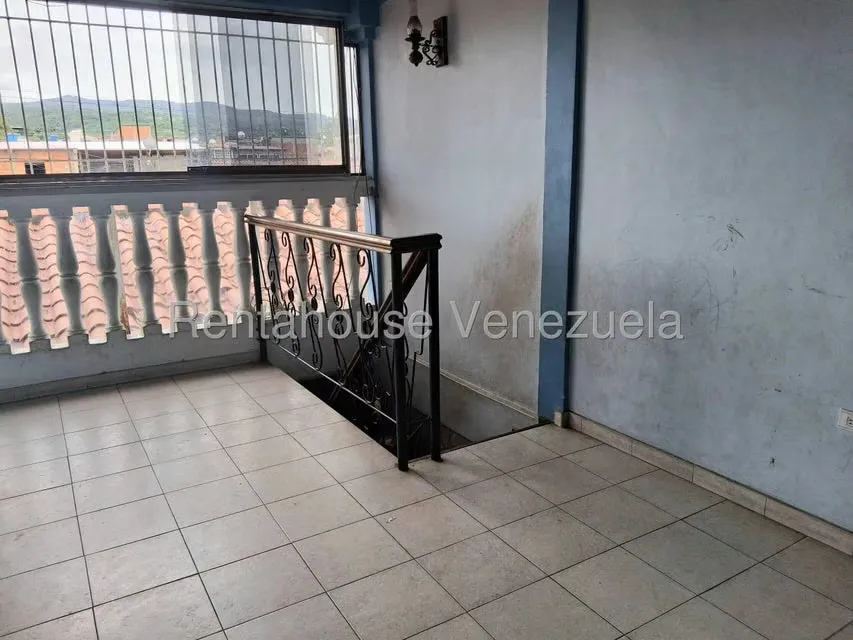 Casa (Duplex) en Venta en Los Yabos, Lara - 65