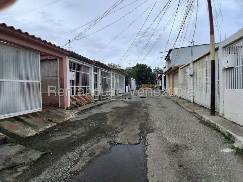 Casa (Duplex) en Venta en Los Yabos, Lara - 9