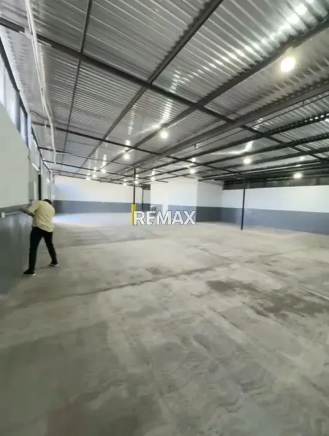 ¡Haz crecer tu operación en el espacio ideal y sin preocupaciones con este Mega Galpón - 3