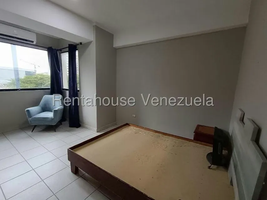 Apartamento (1 Nivel) en Alquiler en Los Mangos, Carabobo - 17