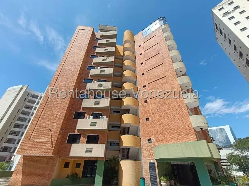 Apartamento (1 Nivel) en Alquiler en Los Mangos, Carabobo - 27