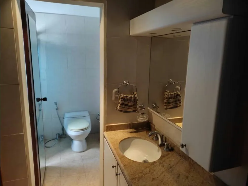 Casa En Venta - Lomas De La Lagunita 450 Mts2 C. 650 Mts2 T. Caracas - 6