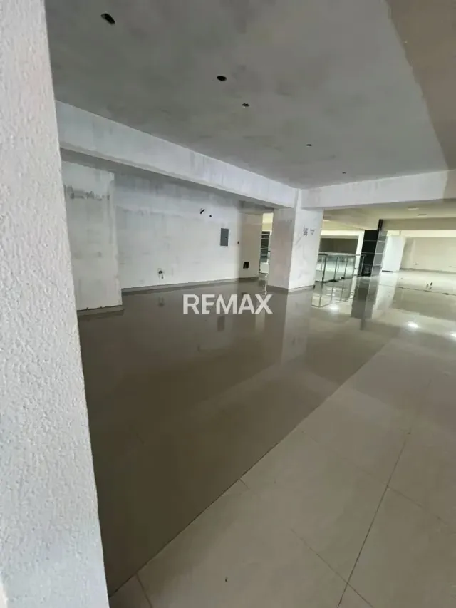EN VENTA LOCAL DISPONIBLE EN VENTA | TORRE EMPRESARIAL SANTA FE - 2