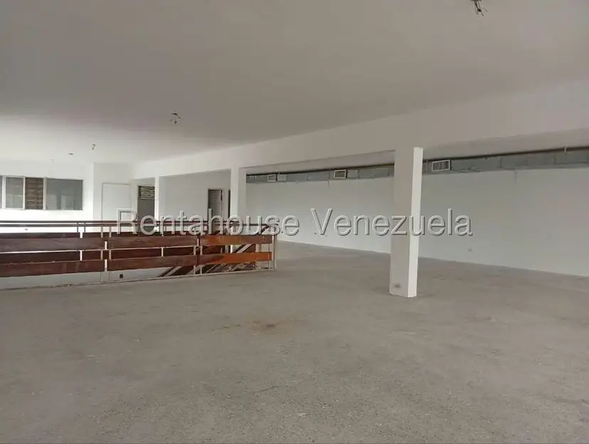 Comercial (Local Comercial) en Alquiler en Avenida Bolivar, Zulia