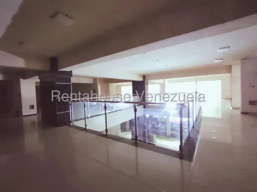 Local Comercial en Venta en Avenida 19 de Abril, Aragua - 16
