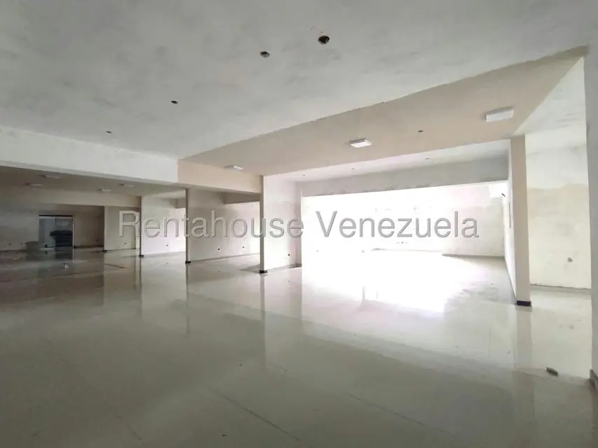 Local Comercial en Venta en Avenida 19 de Abril, Aragua - 9
