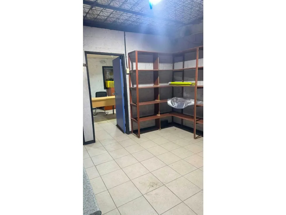 Vendo galpón industrial 4300m2 Mariche 4183 - 9