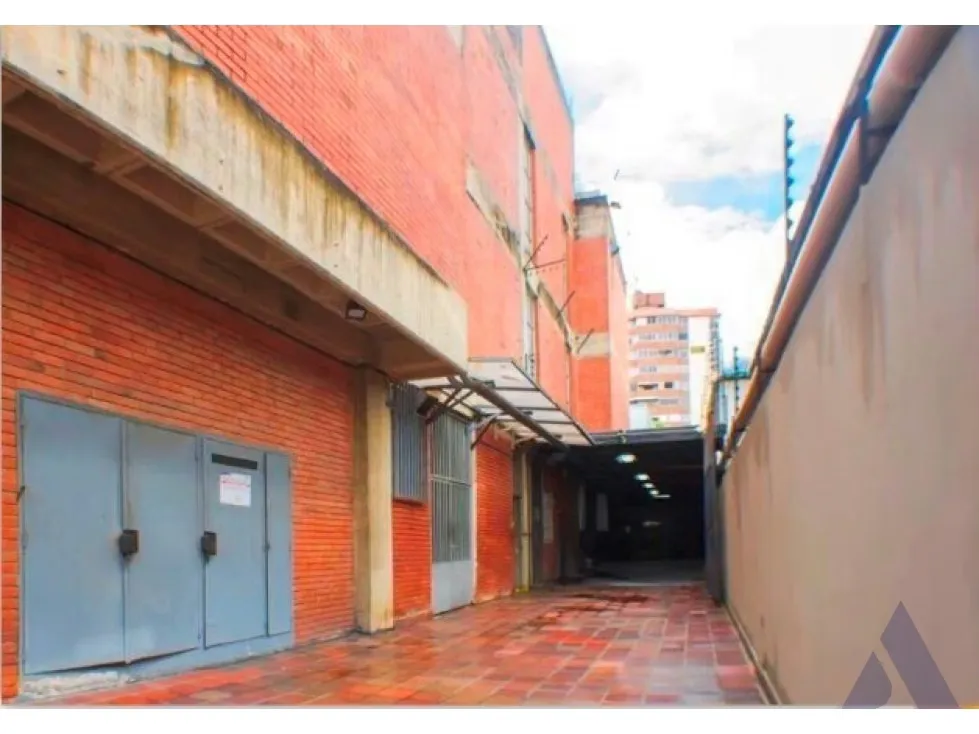 Vendo edificio industrial 3820m2 La Urbina 5437 - 6