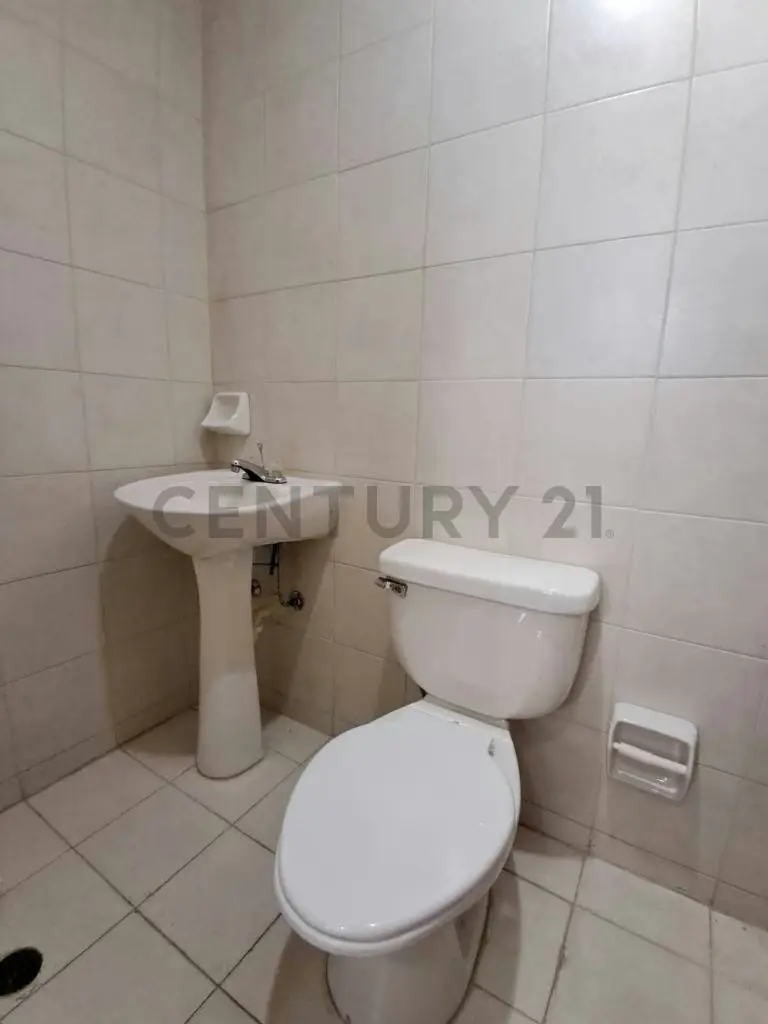 Amplio apartamento en residencias Katty 2 - 12