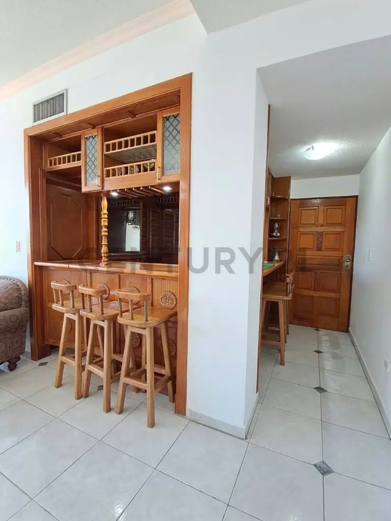 Amplio apartamento en residencias Katty 2 - 5