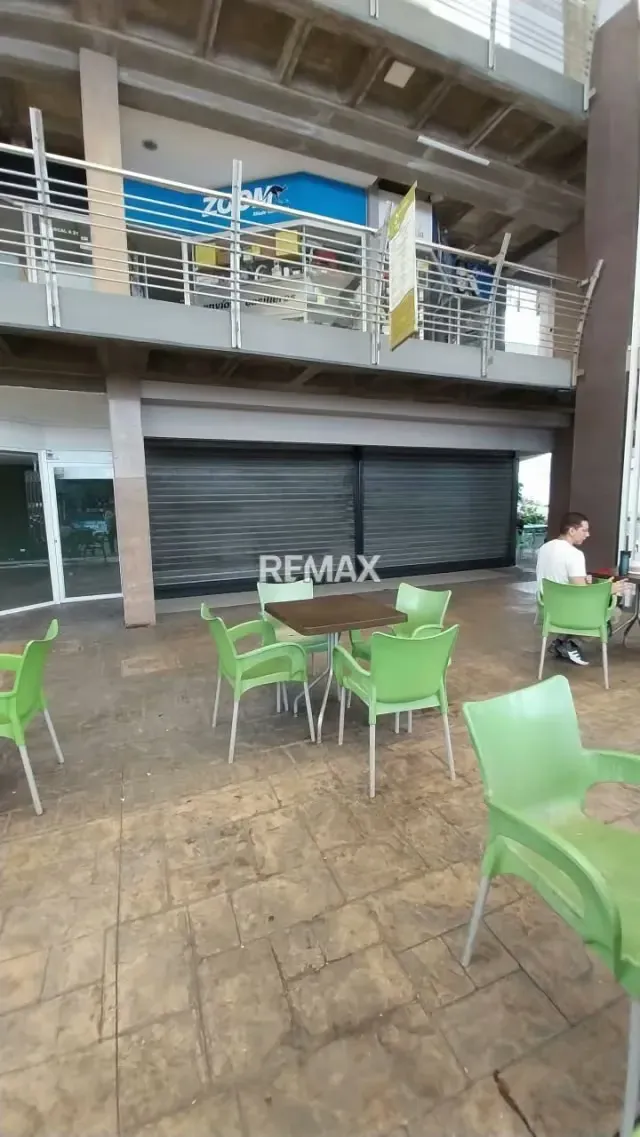 Local Comercial N°6-7 en Alquiler Centro Comercial la Estancia-Cabudare - 3