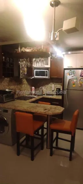 Apartamento (1 Nivel) en Alquiler en Av Americo Vespucio, Anzoategui - 8