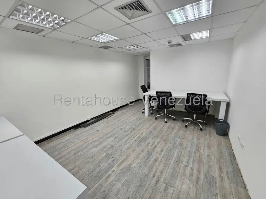 Oficina en Alquiler en Chacao, Distrito Metropolitano - 4