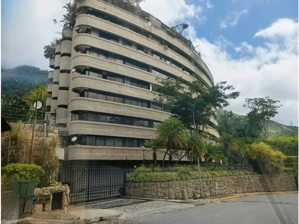 Alquilo fabuloso apartamento 411m2 5hab 6b 3p Los Chorros 9110