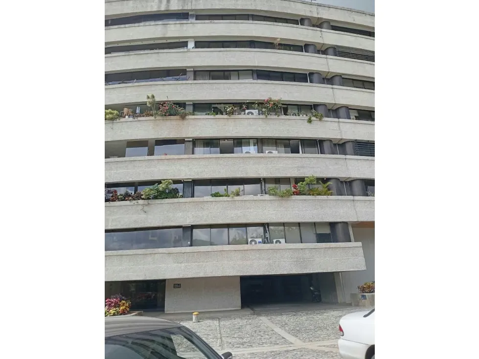 Alquilo fabuloso apartamento 411m2 5hab 6b 3p Los Chorros 9110 - 3