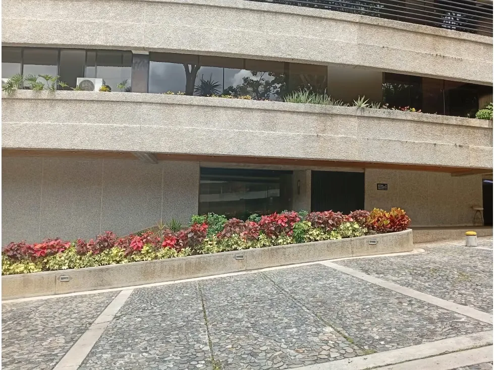 Alquilo fabuloso apartamento 411m2 5hab 6b 3p Los Chorros 9110 - 6