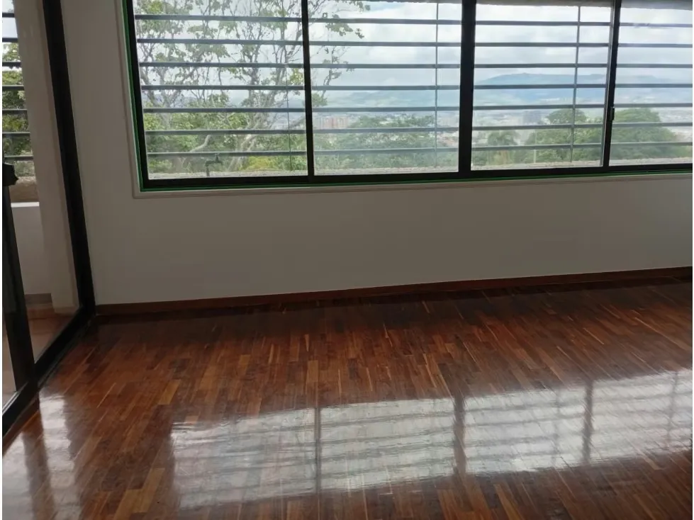 Alquilo fabuloso apartamento 411m2 5hab 6b 3p Los Chorros 9110 - 55