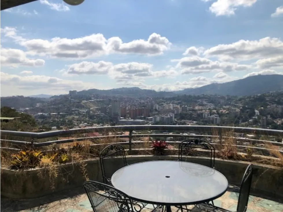 Se Vende Casa 2.070m² 10H+10B+2HS+C.CERRADA-Cumbre de Curumo - 5