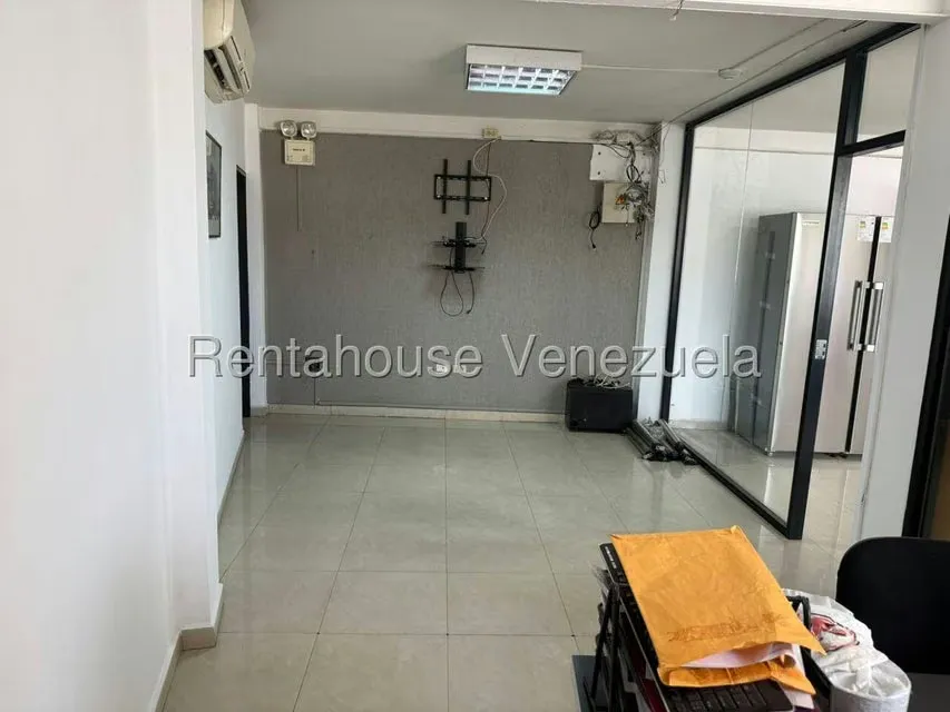 Local Comercial en Venta en Zona Oeste, Lara - 28