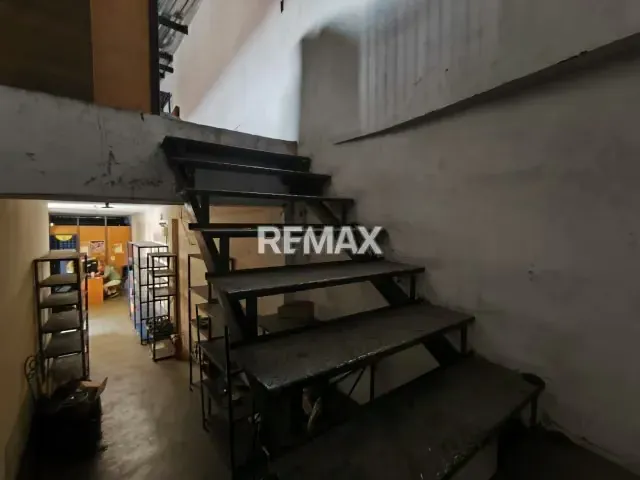 VENDO LOCAL COMERCIAL ZONA REPUESTERA BARQUISIMETO - 11