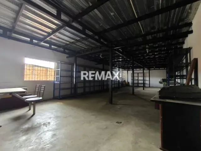 VENDO LOCAL COMERCIAL ZONA REPUESTERA BARQUISIMETO - 10