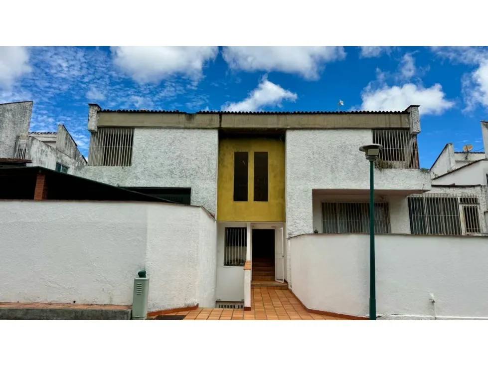 Vendo casa/chalet con anexo 263+79m2 La Boyera 3703 - 2