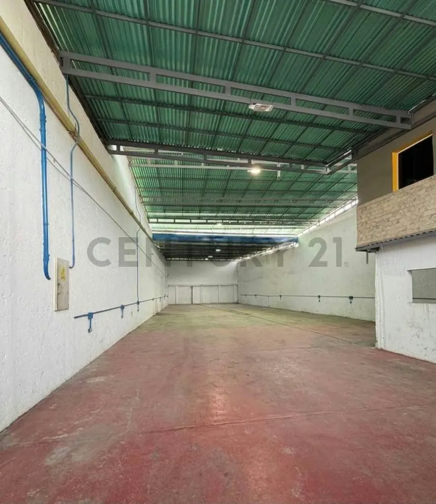 VENTA DE GALPON SECTOR BARRIO SUCRE BARCELONA ANZOATEGUI - 4