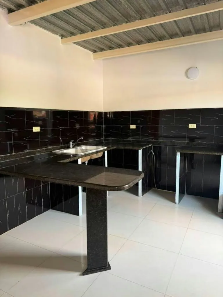 VENTA DE GALPON SECTOR BARRIO SUCRE BARCELONA ANZOATEGUI - 6