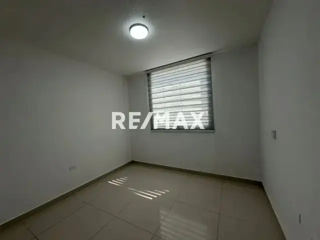 Apartamento. Venta. Pueblo Nuevo