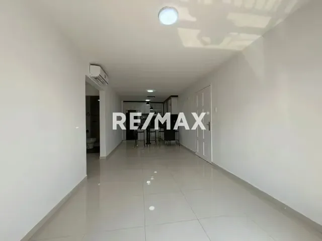 Apartamento. Venta. Pueblo Nuevo - 3
