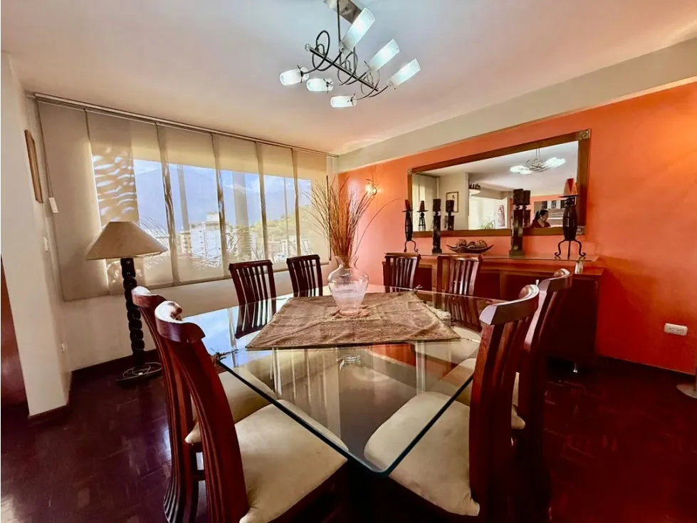 Se alquila Apto 264m² 3h+1s/2b+2s/2p Santa Rosa de Lima - 10