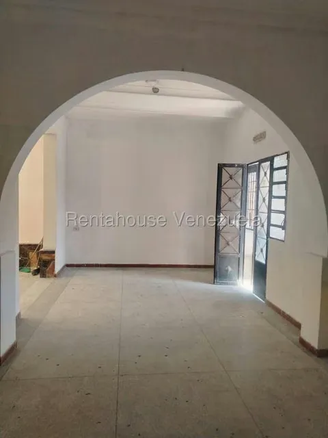 Casa (1 Nivel) en Venta en Los Teques, Miranda - 3