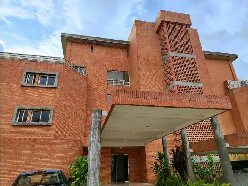 Se alquila Pb 350m2 Oripoto 2691