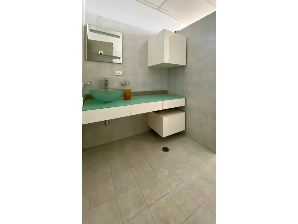 Vendo edificio industrial 4.200m2 Guarenas 0916 - 16