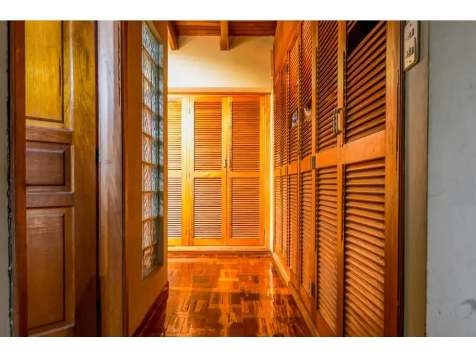 Vendo casa de 3 niveles 560m2 El Peñón 9257 - 13