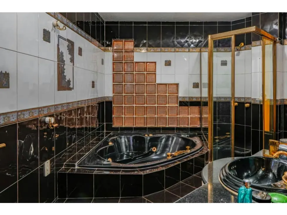 Vendo casa de 3 niveles 560m2 El Peñón 9257 - 17