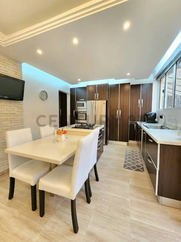 Hermoso Townhouse en Venta Conjunto Residencial Costa Dorada, Lecheria - 2