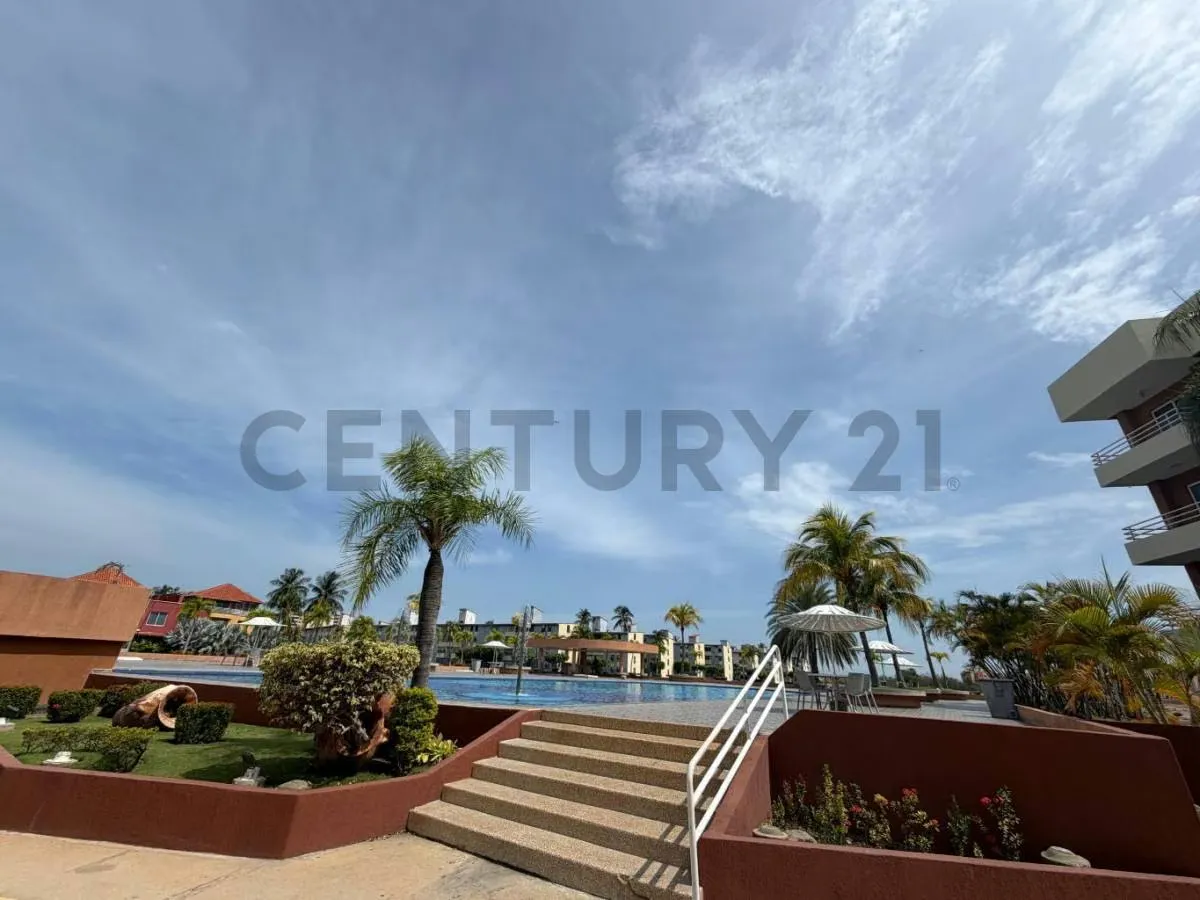 En Alquiler Apartamento con Puesto de Muelle en C.R. Las Marinas, Lechería - 17