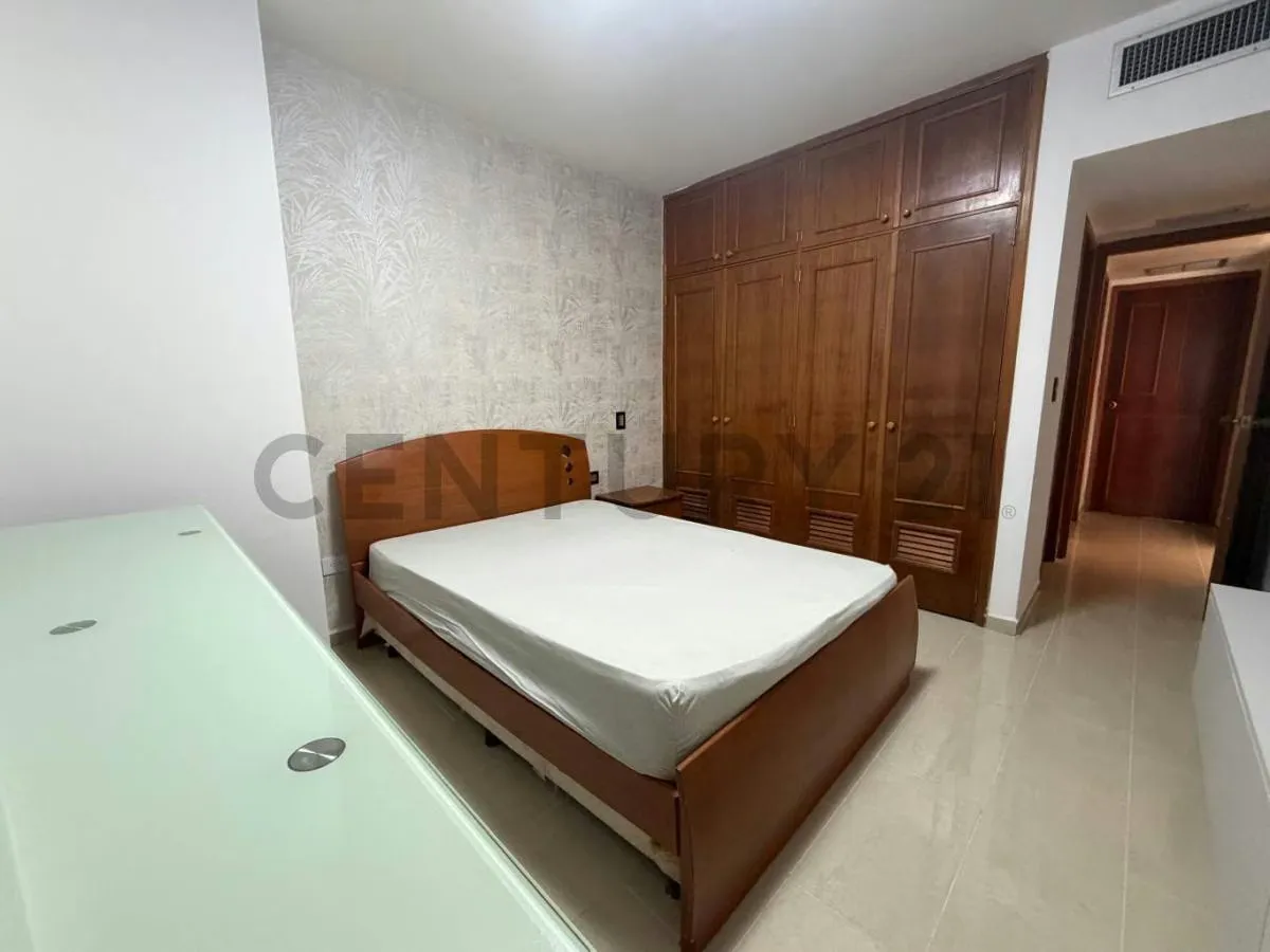 En Alquiler Apartamento con Puesto de Muelle en C.R. Las Marinas, Lechería - 7