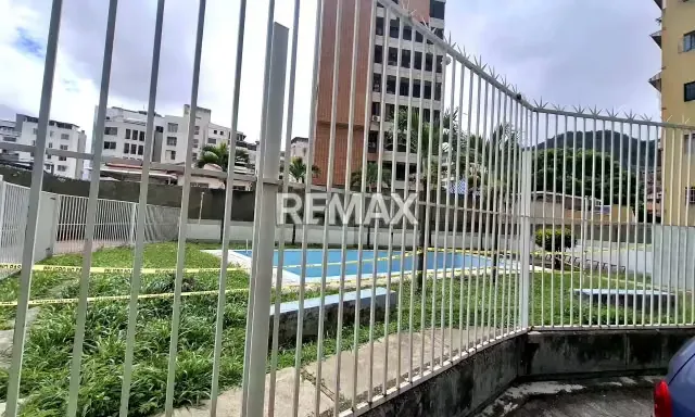 Venta Pent house con mucho potencial!! En la Urbanización La Paz El Paraiso - 18