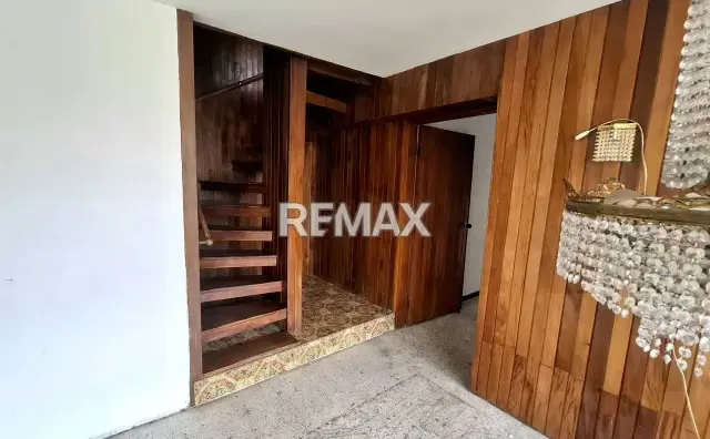 Venta Pent house con mucho potencial!! En la Urbanización La Paz El Paraiso - 10