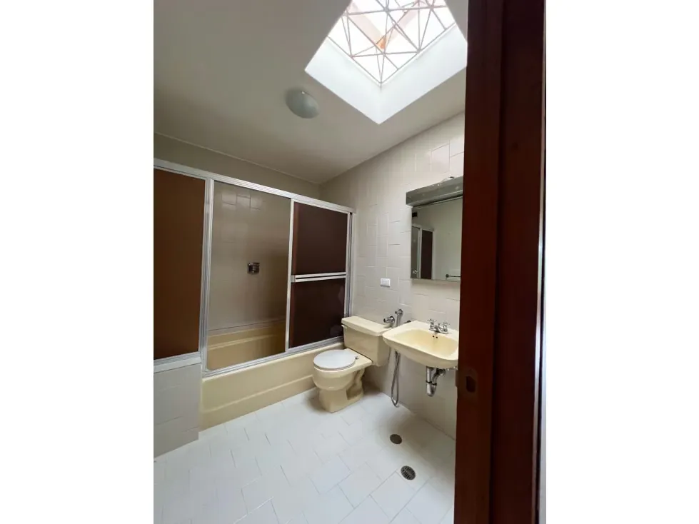 Vendo apartamento 238m2 La Lagunita 0648 - 11