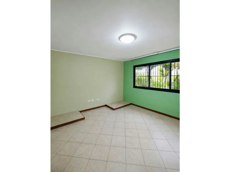 CASA EN ALQUILER 270 M2 - URB PRADOS DEL ESTE - 2