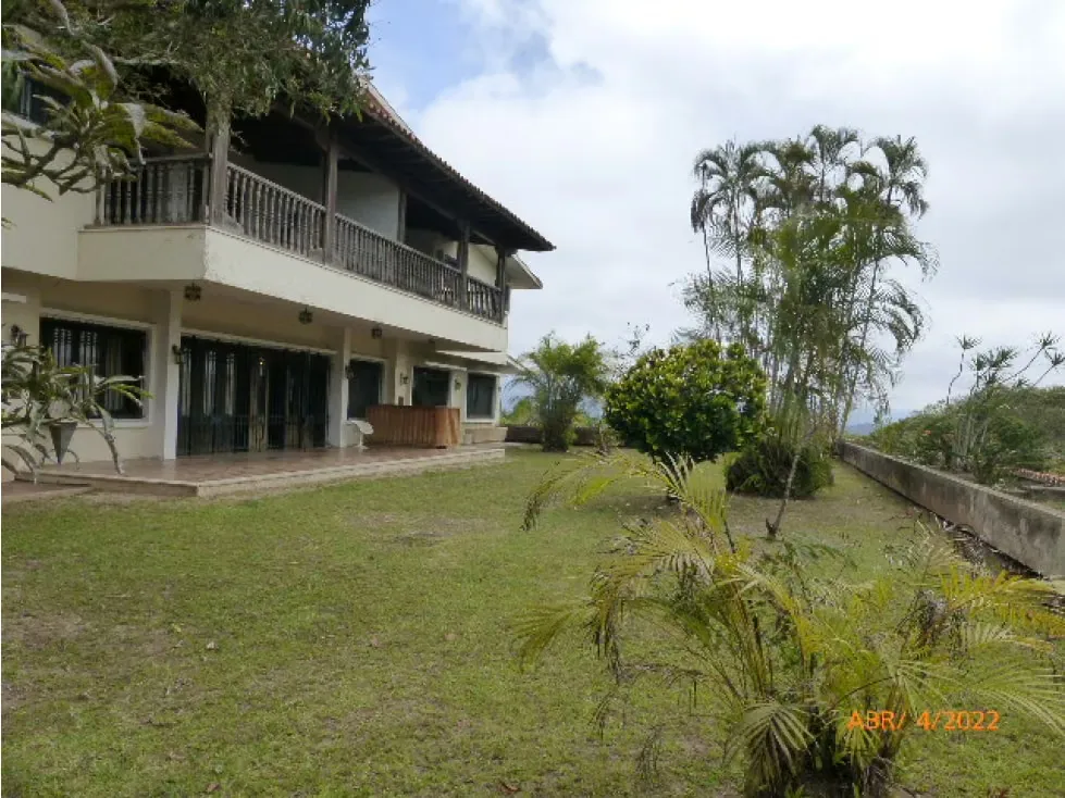 Vendo casa 1250m2 La Lagunita 2332 - 4