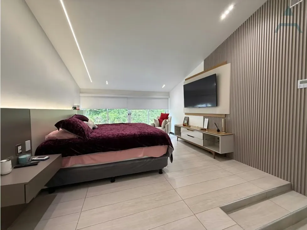 Se vende Apto PH 674m² 4h+2s/4b+2s/4p Sebucan - 4